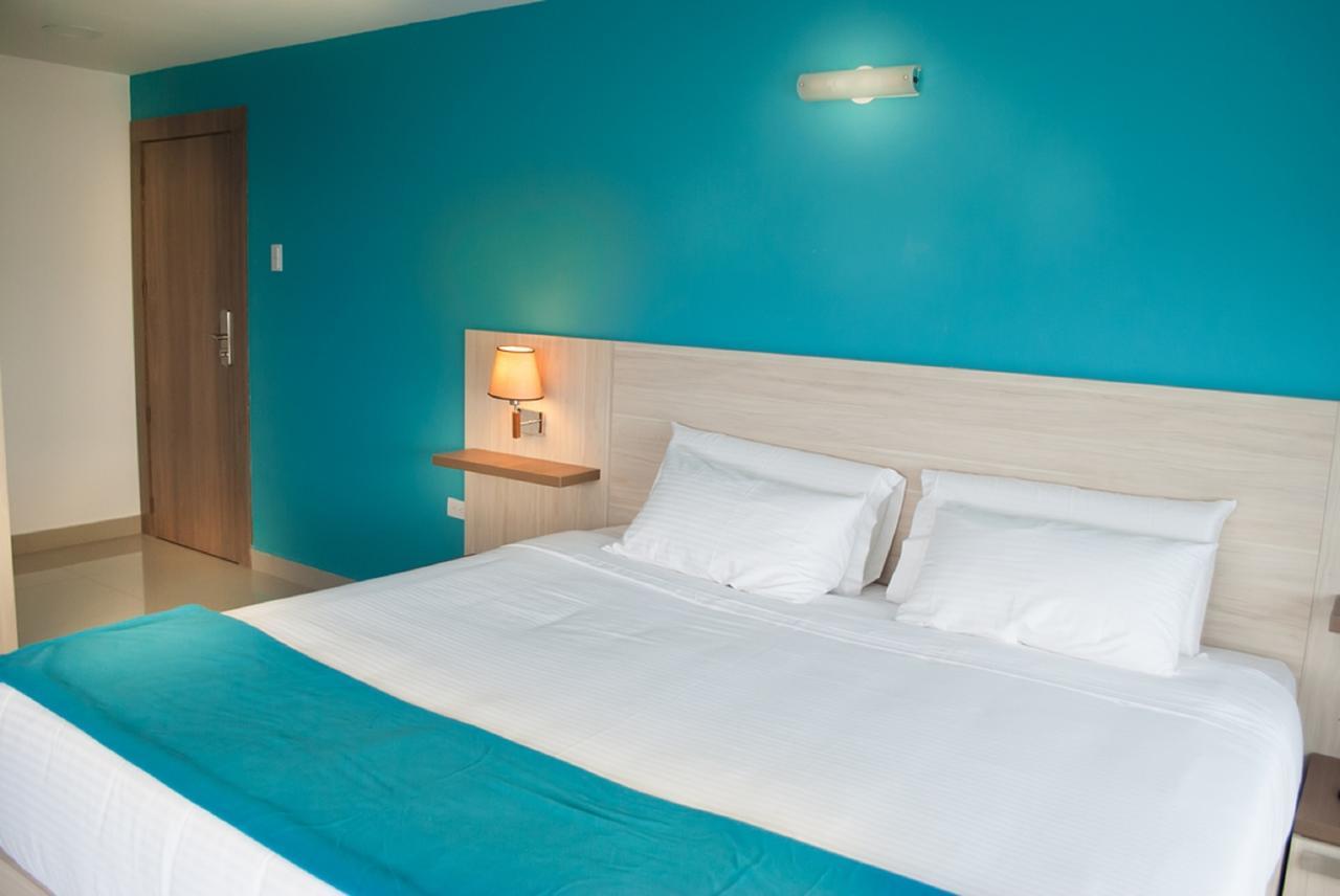 Hotel - Centro Comercial Punta Del Mar Salinas (Santa Elena) Ruang foto